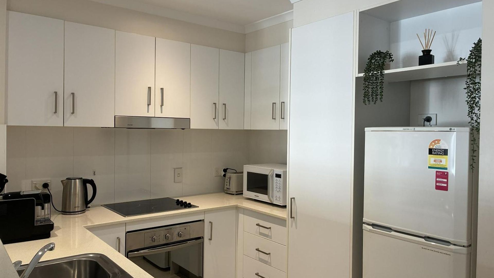 Apartment Merivale In South Two Beds Two Baths One Parking *