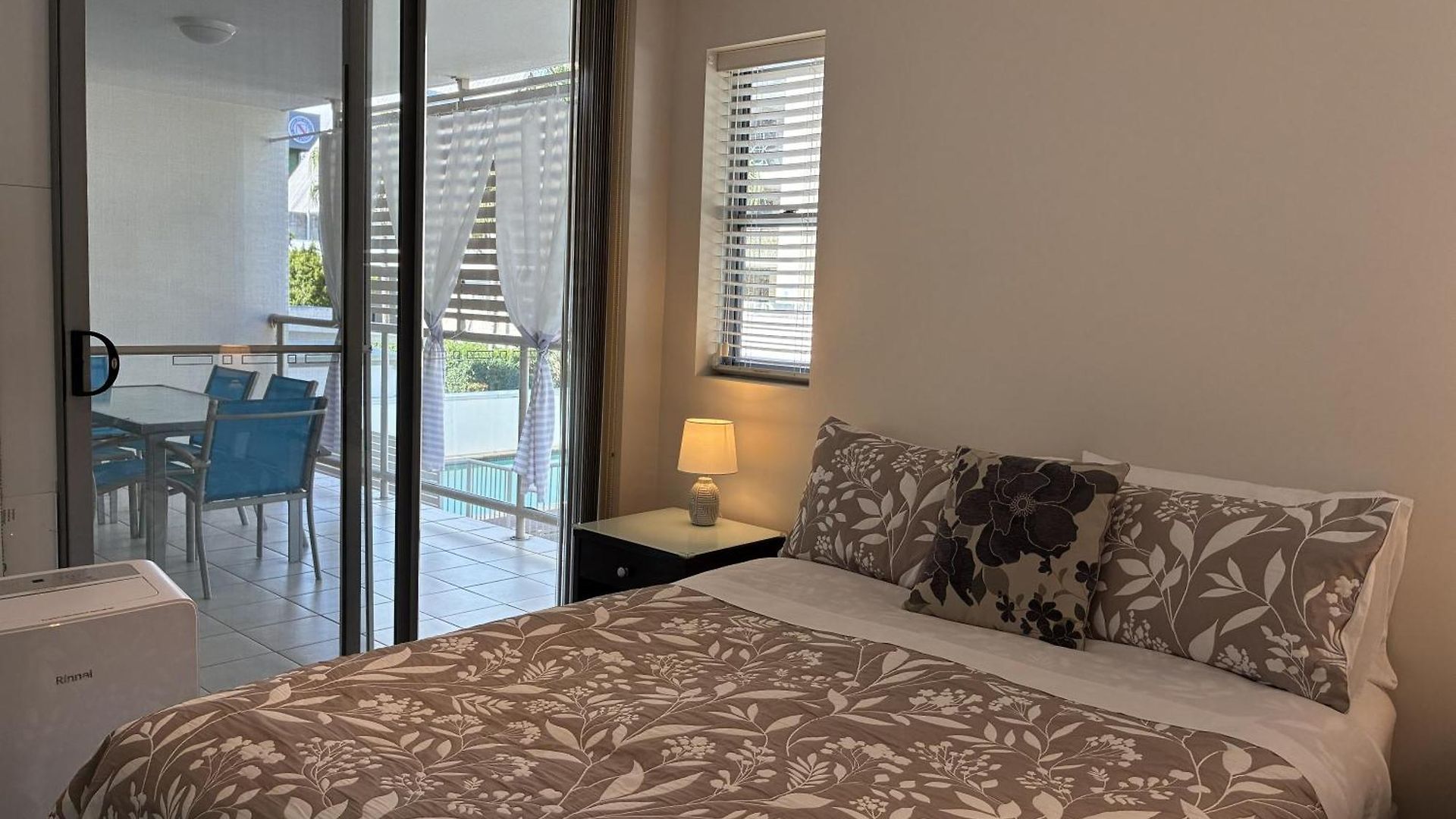 Apartment Merivale In South Two Beds Two Baths One Parking