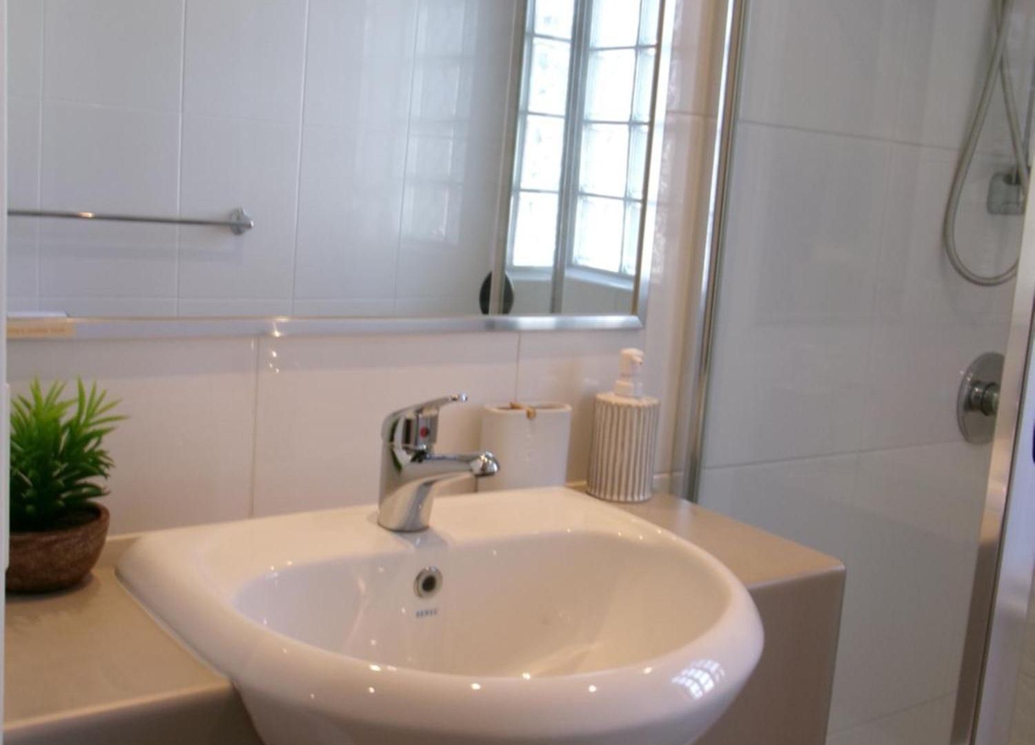 Apartment Merivale In South Two Beds Two Baths One Parking *