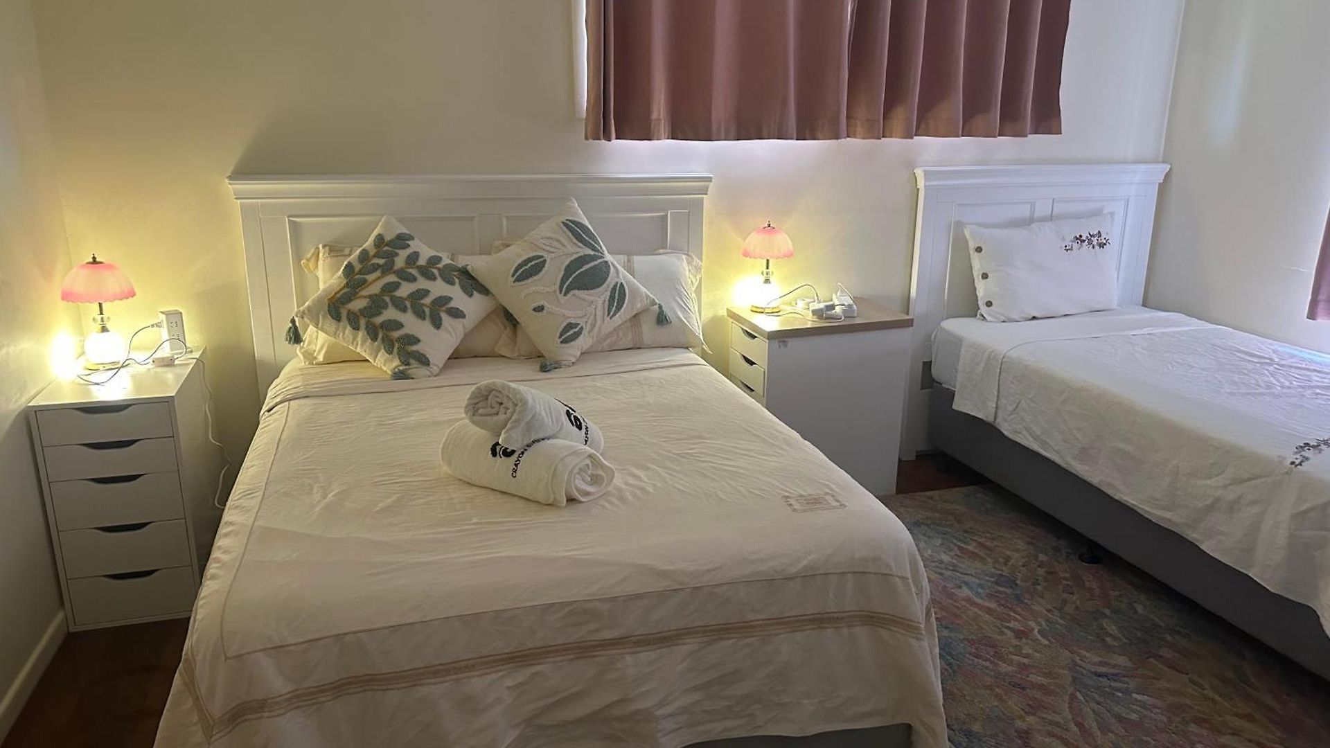 Granadilla St 超大间2张床走路到公交站商场g2 Homestay