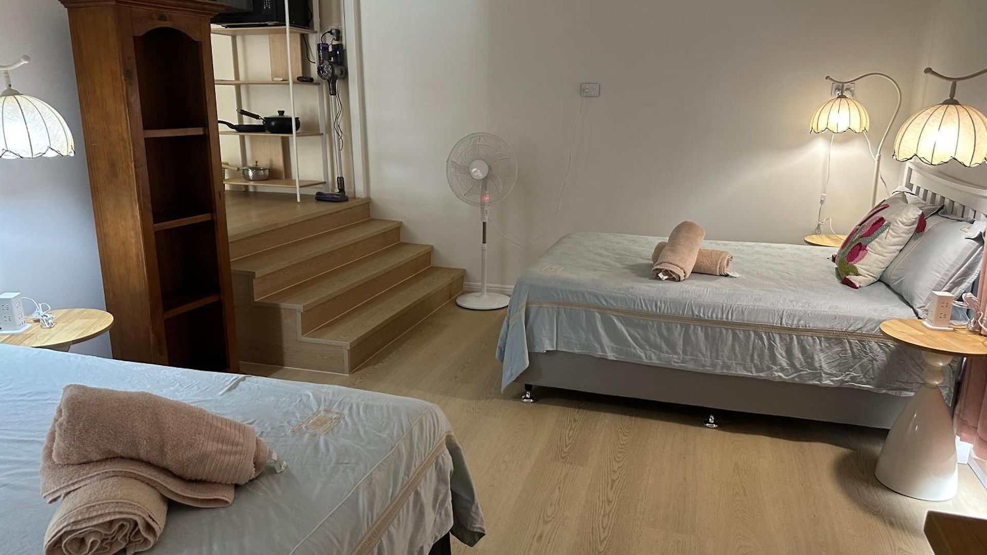Homestay Granadilla St 超大独立附属公寓g4
