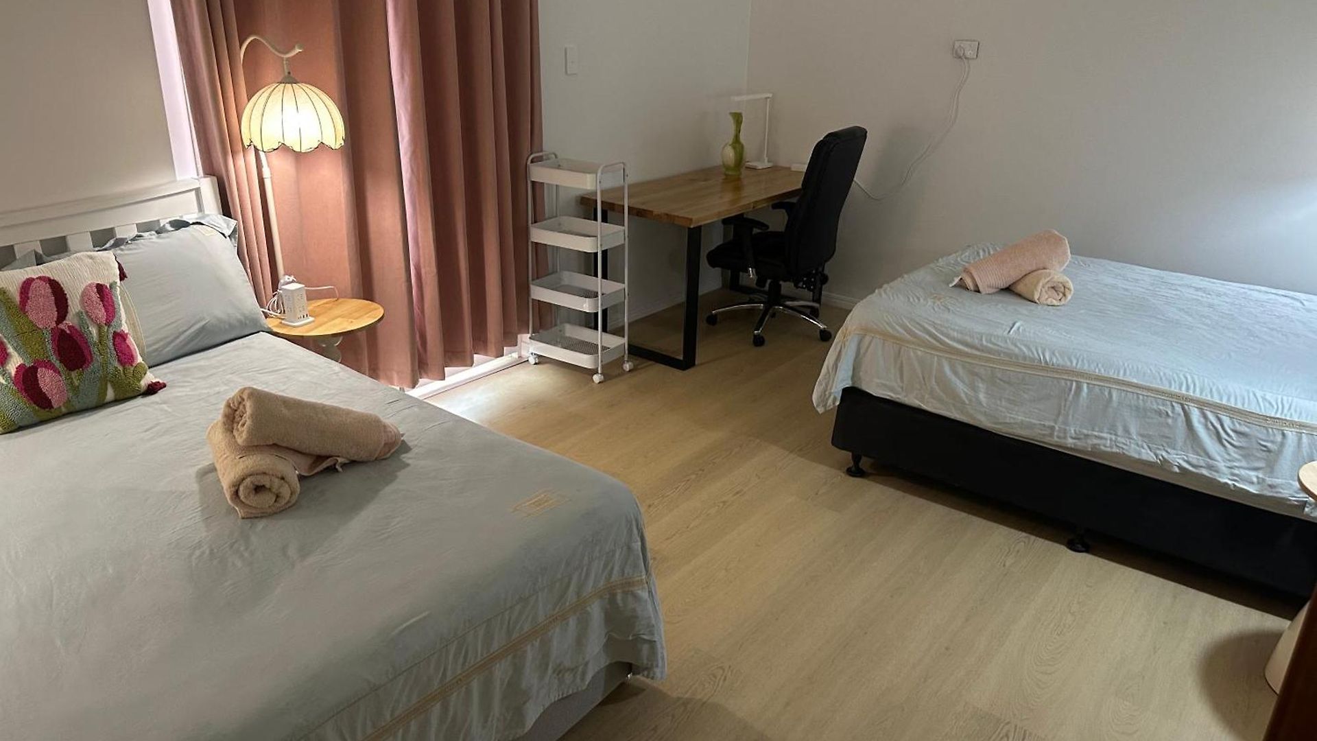 Granadilla St 超大独立附属公寓g4 Homestay *