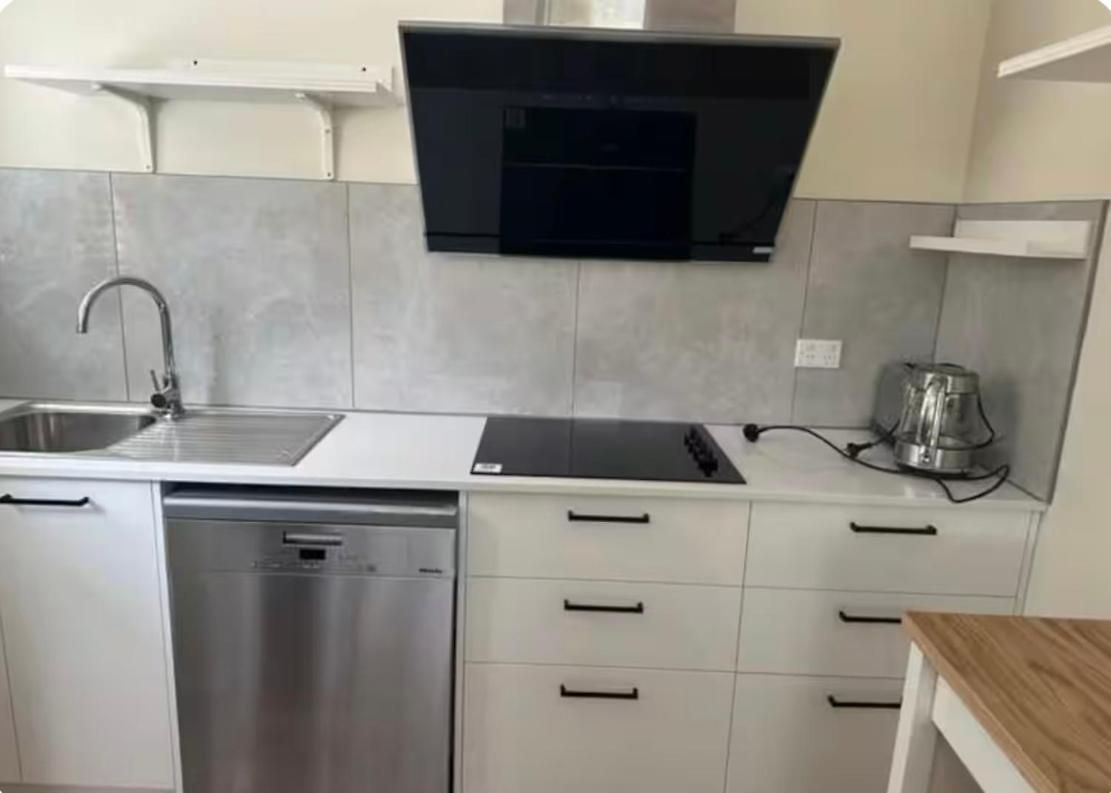 Homestay Granadilla St 2张超大单人床走路到商场公交站 G3 Brisbane