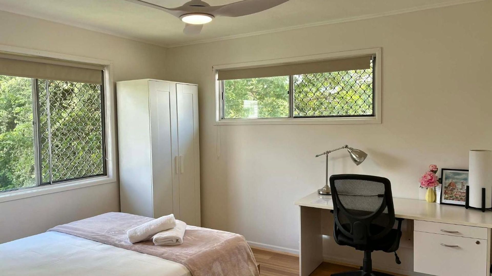 Welcome To Your Leafy Retreat In Graceville 3* Brisbane