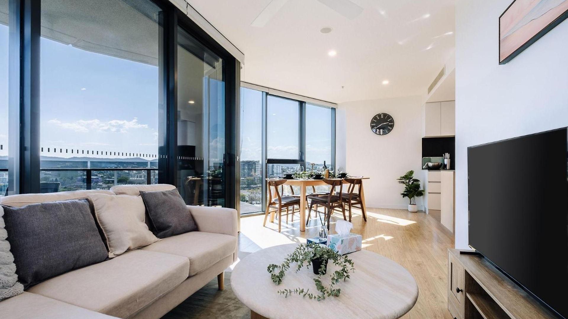 Apartment Skyline Serenity 2br With River & Views *