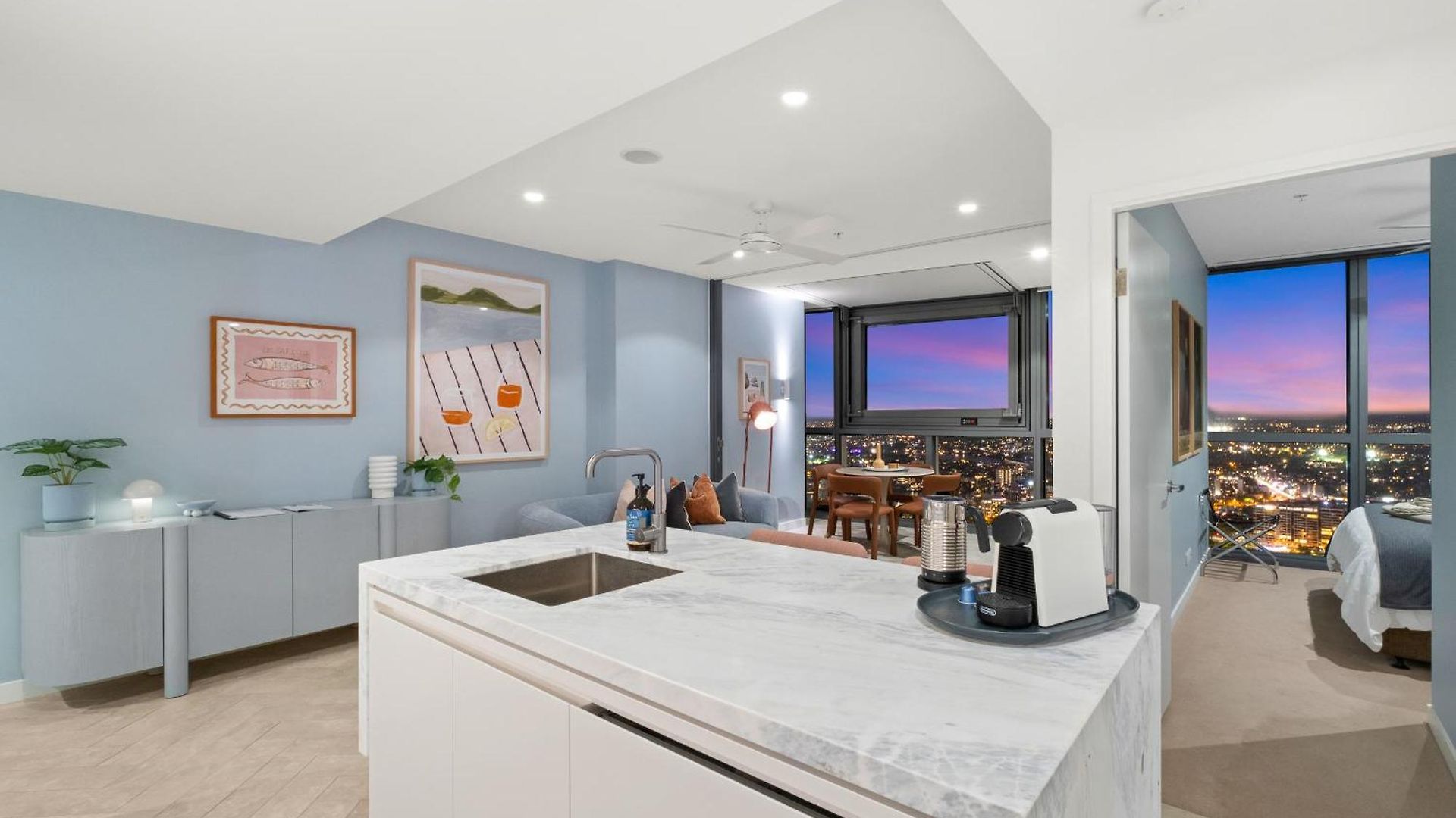 Diamonds Are Forever 1bed-1bath-parking-views Apartment *