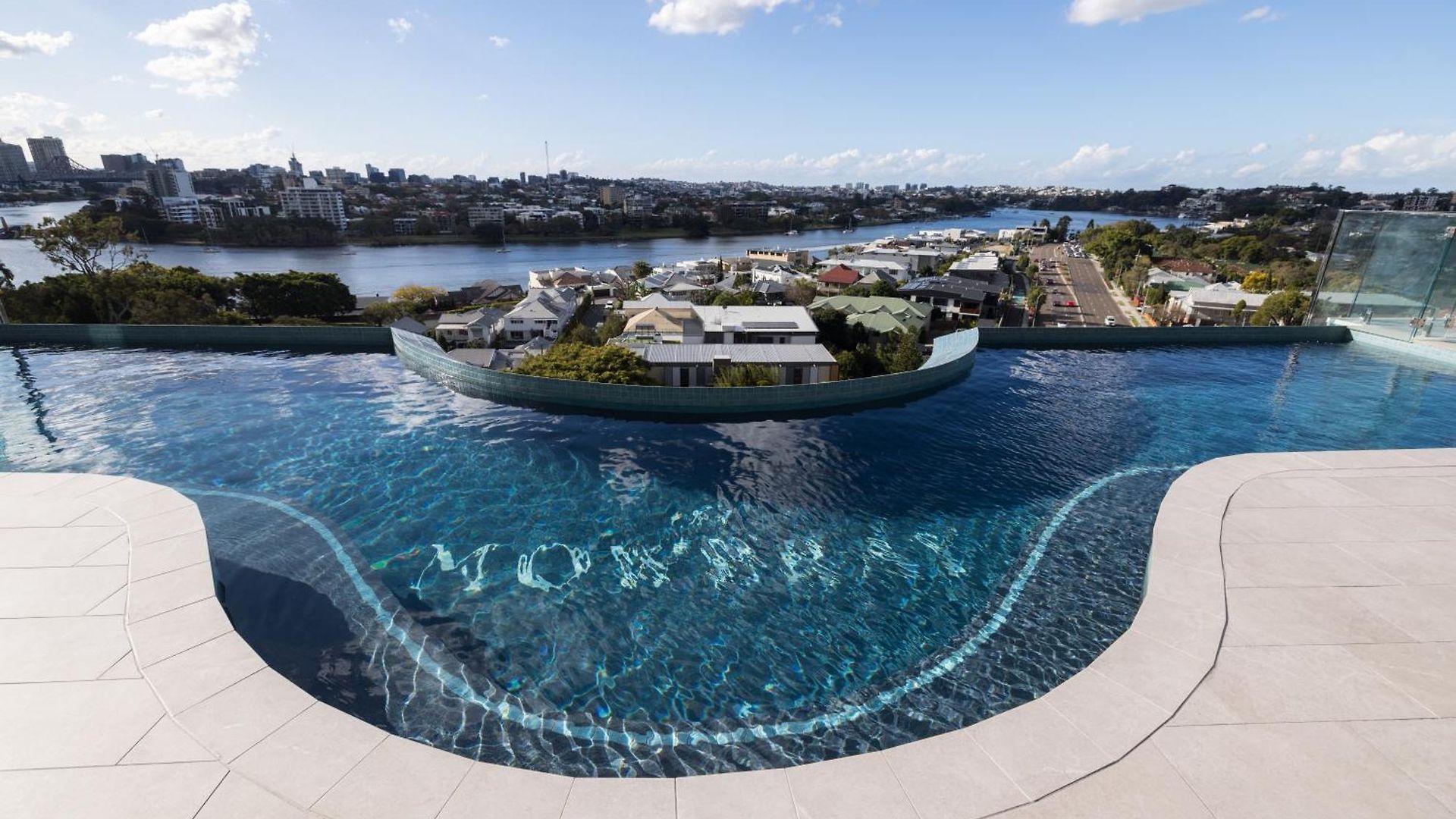 Modern Retreat-Style Apt, Stunning Rooftop Pool And River Views, Secure Park, Gym Apartment Brisbane