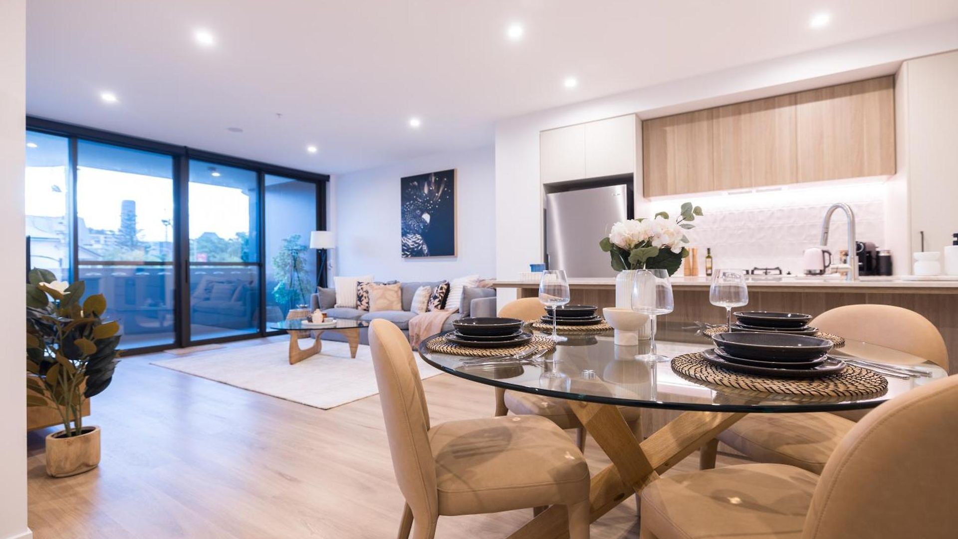 Modern Retreat-Style Apt, Stunning Rooftop Pool And River Views, Secure Park, Gym Apartment Brisbane