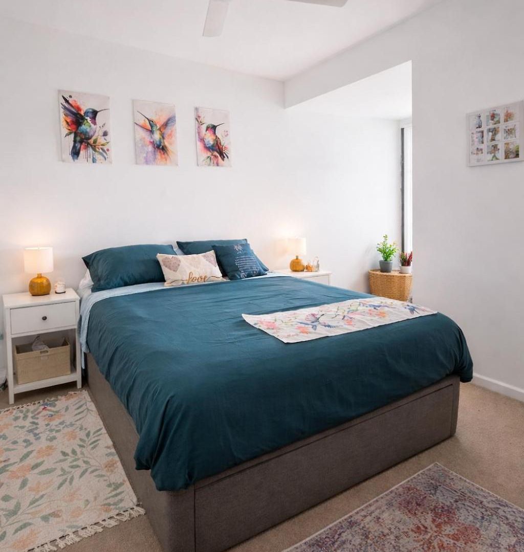 Sky Risen Cozy Bedroom With Bathroom Brisbane
