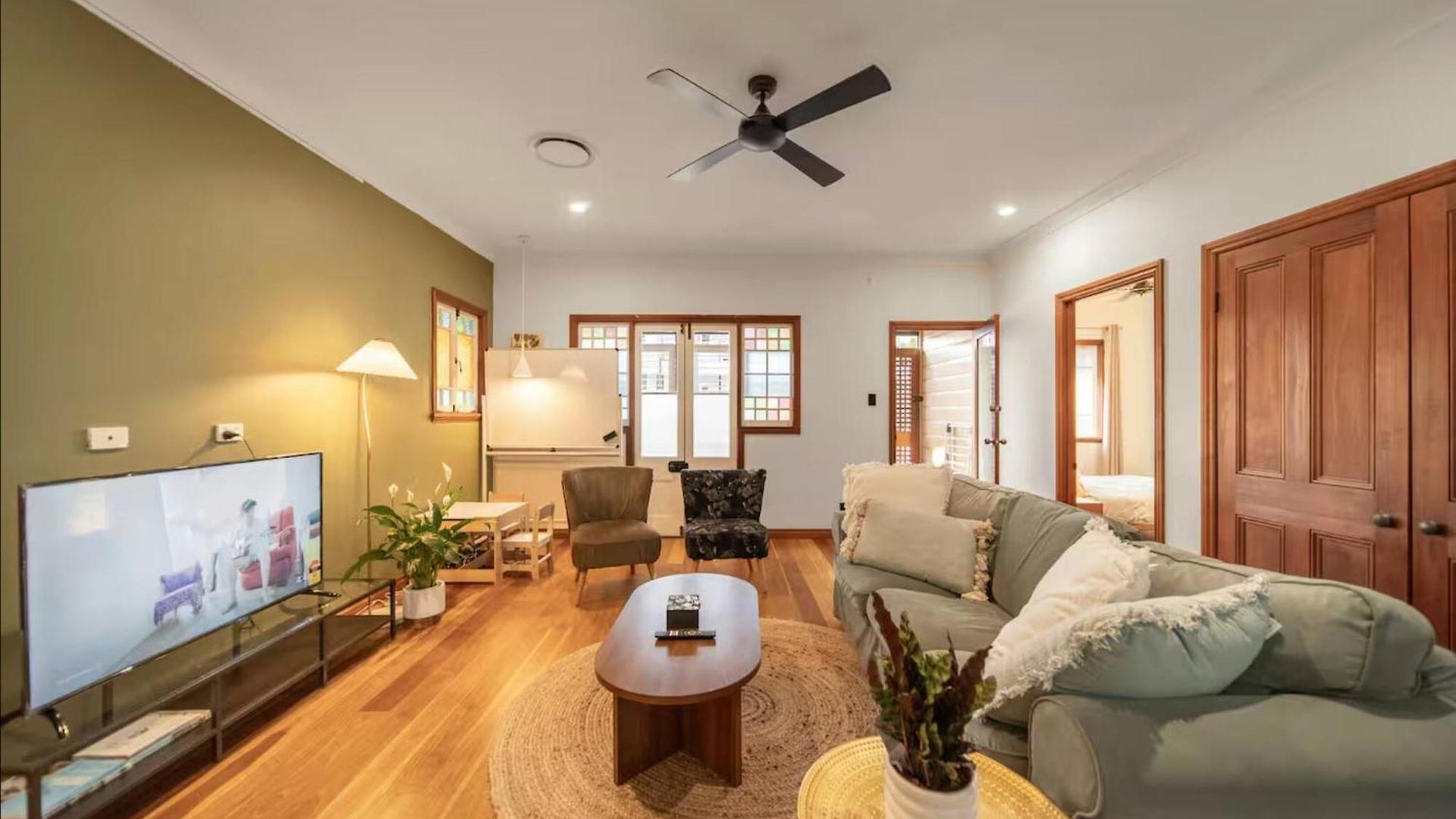 3br Charming Queenslander Mins Drive To Cbd And Gabba Stadium! Holiday home *