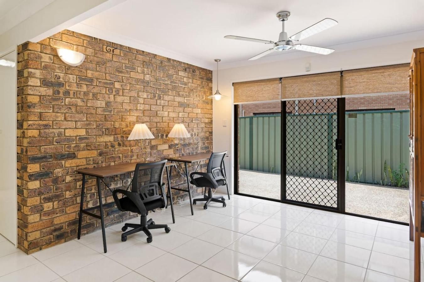 Spacious 4br Family In Sunnybank