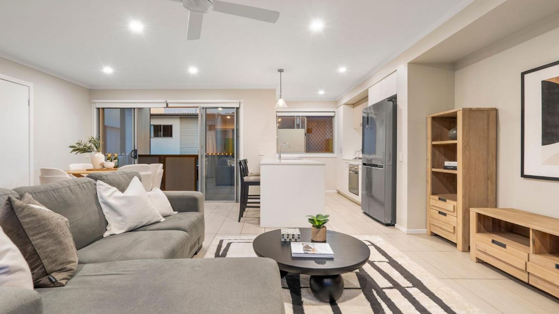 Market Square Modern Haven - Near Qeii And Griffith Uni Homestay Brisbane