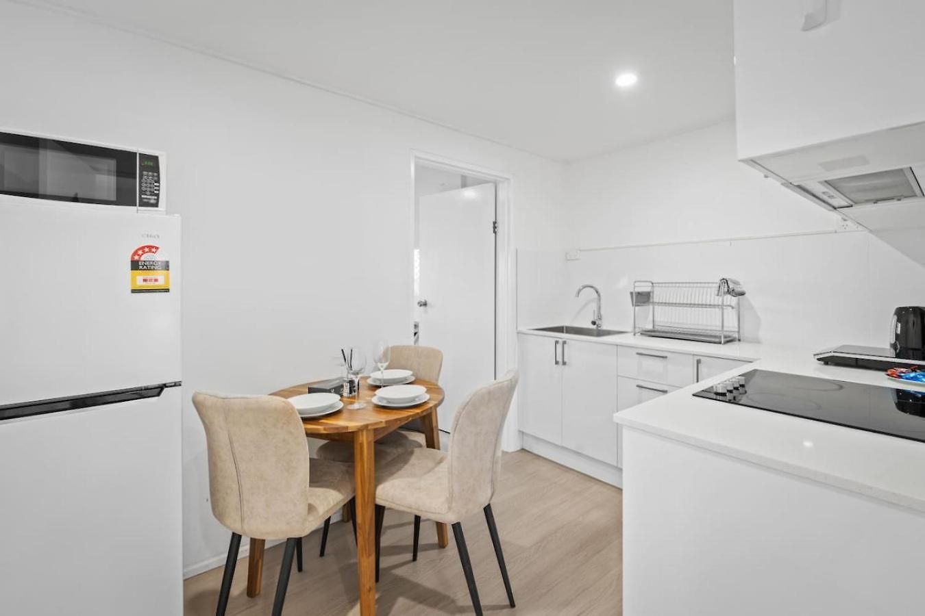 Private Bed Near Garden With Kitchen Holiday home