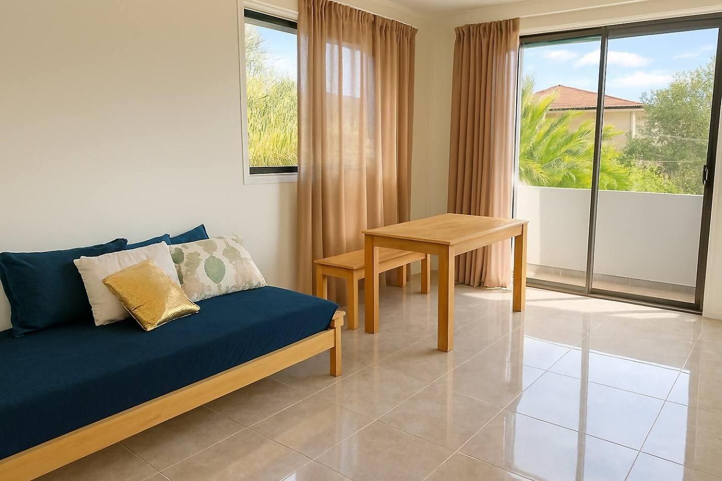 New Luxury Private Unit Near Airport & Cbd Villa