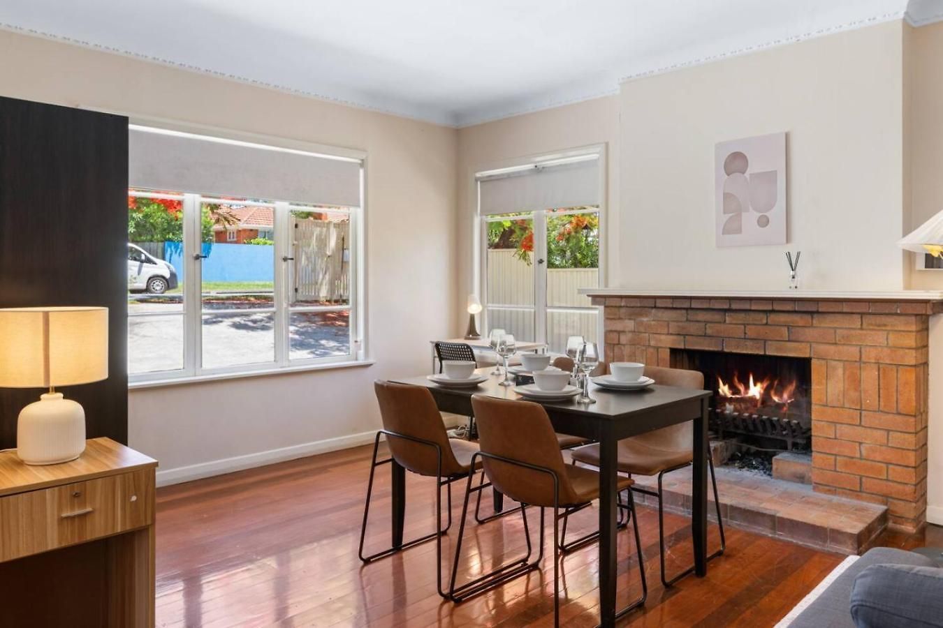 Warm And Cozy Retreat Near Shops And Transport Holiday home *