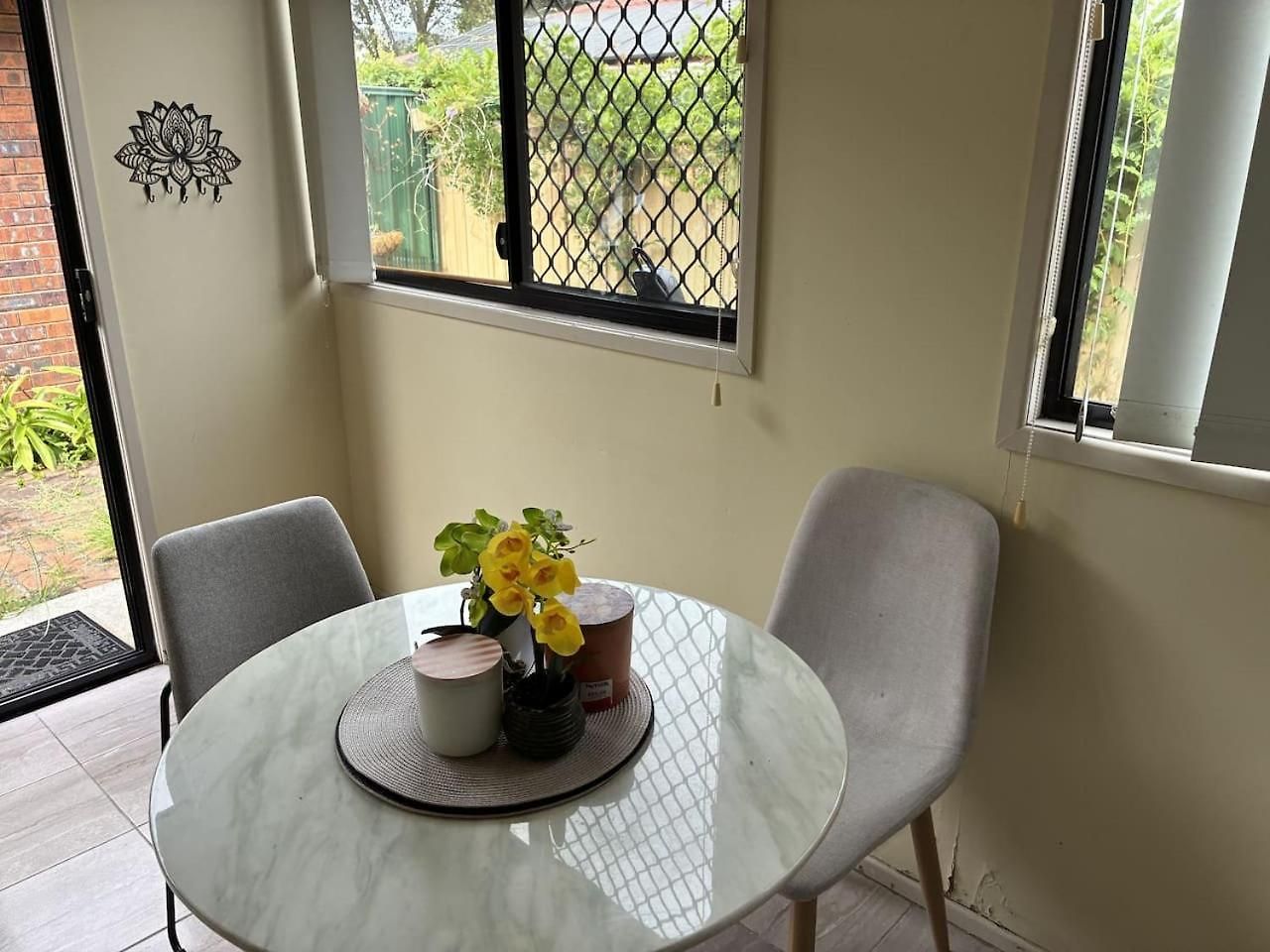Cozy 1br Flat In Sunnybank Solo And Couple Travelers *
