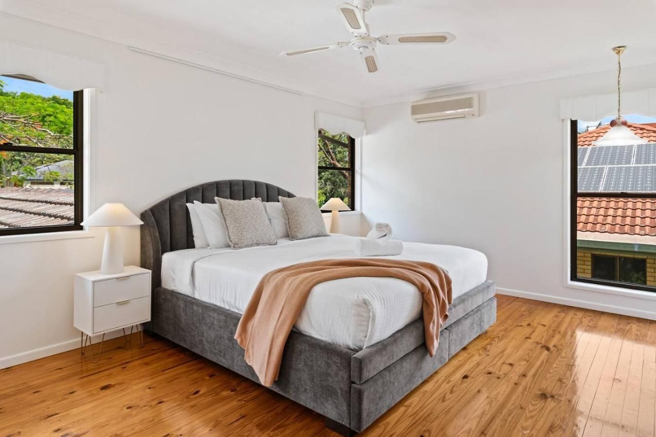Spacious 4br Family In Sunnybank Holiday home