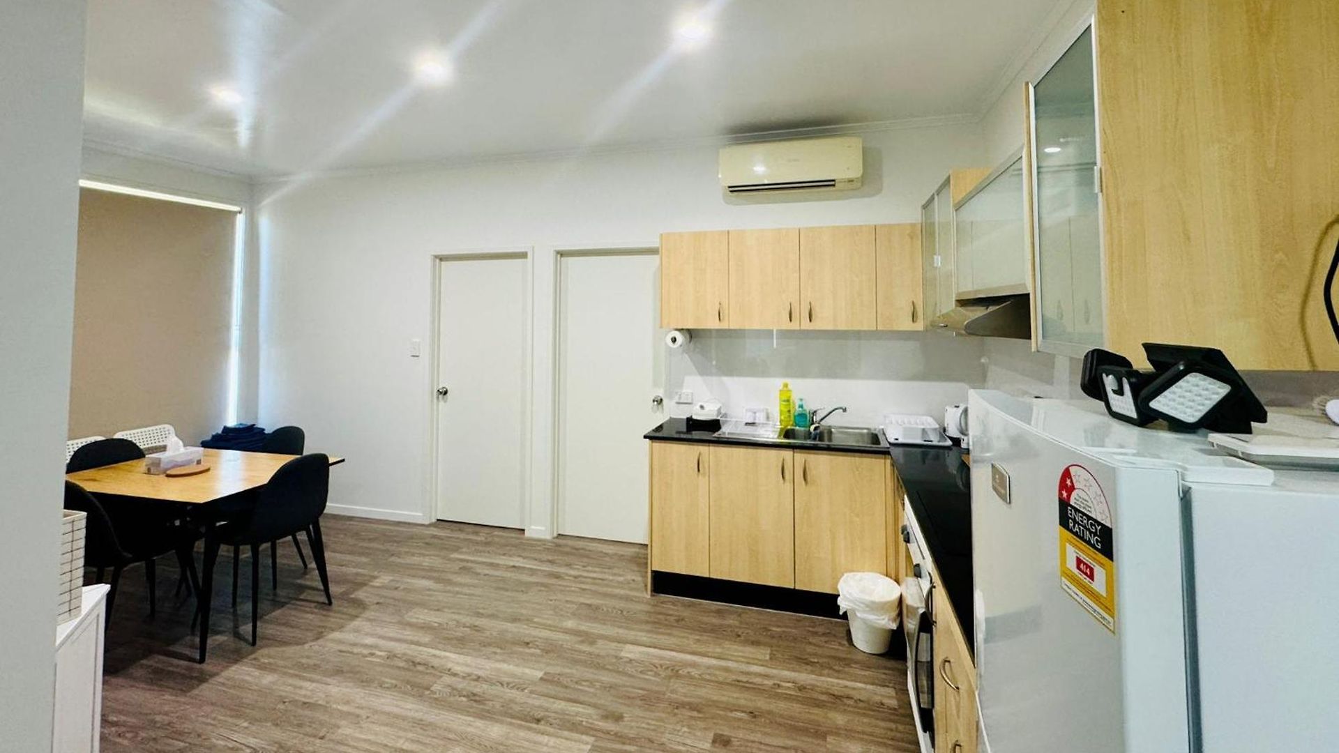 Stayeazy Homestay