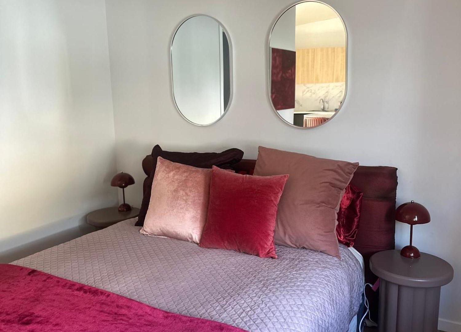 Cherrie & Court Yard Private Pet Friendly Free Parking