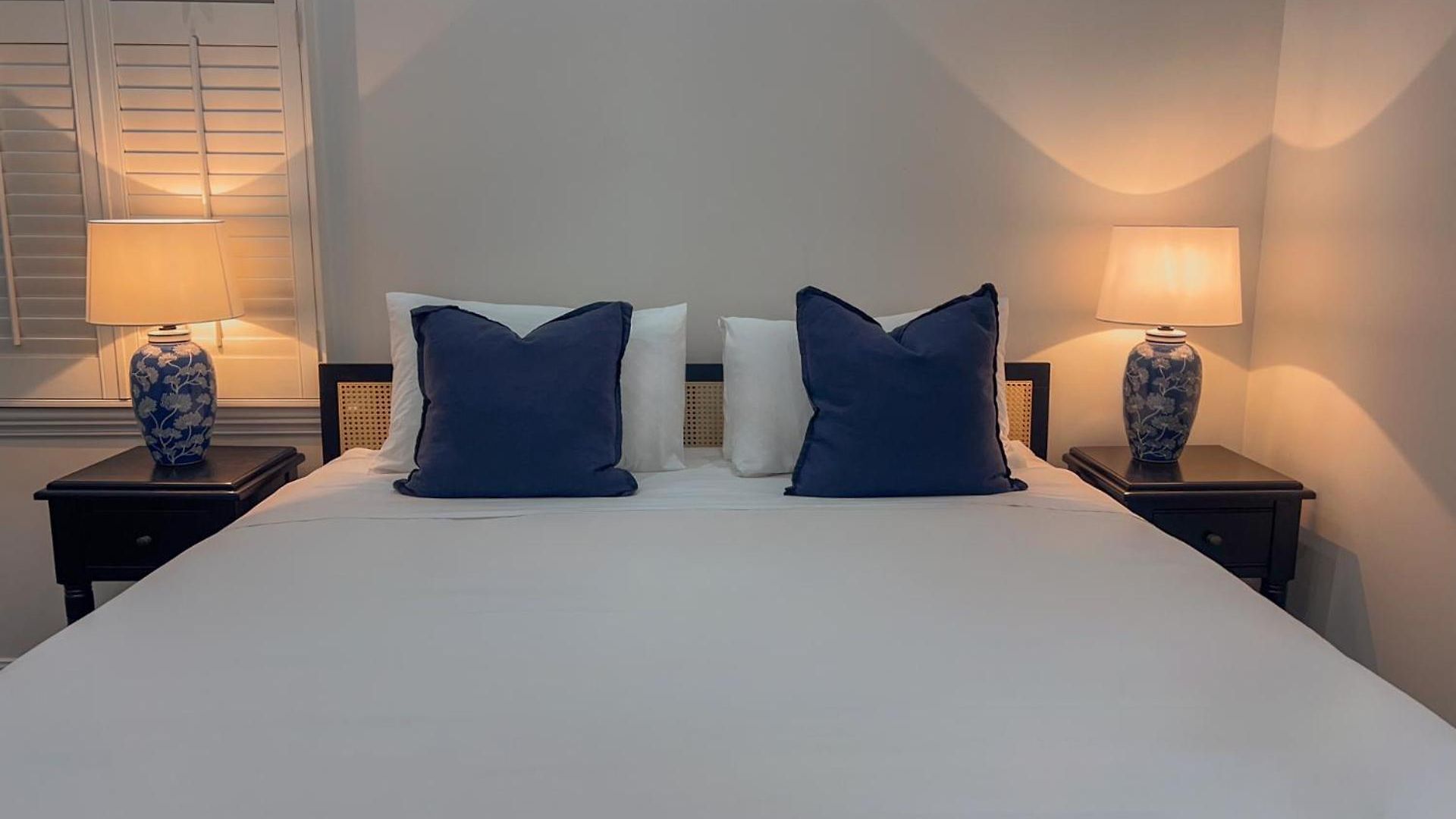 Holiday home 4bdr Queenslander With Pool Near Manly Esplanade *