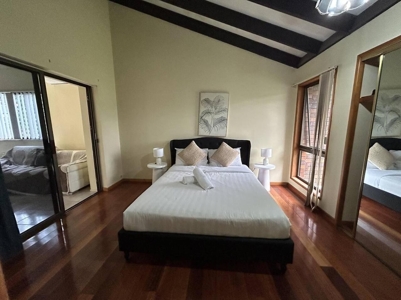 Cozy 1br Flat In Sunnybank Solo And Couple Travelers Holiday home Brisbane