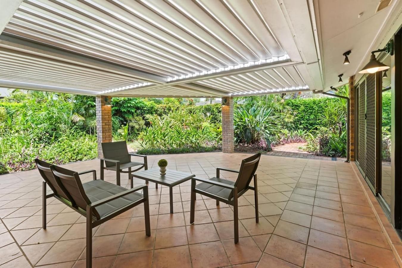 Spacious 4br Family In Sunnybank *