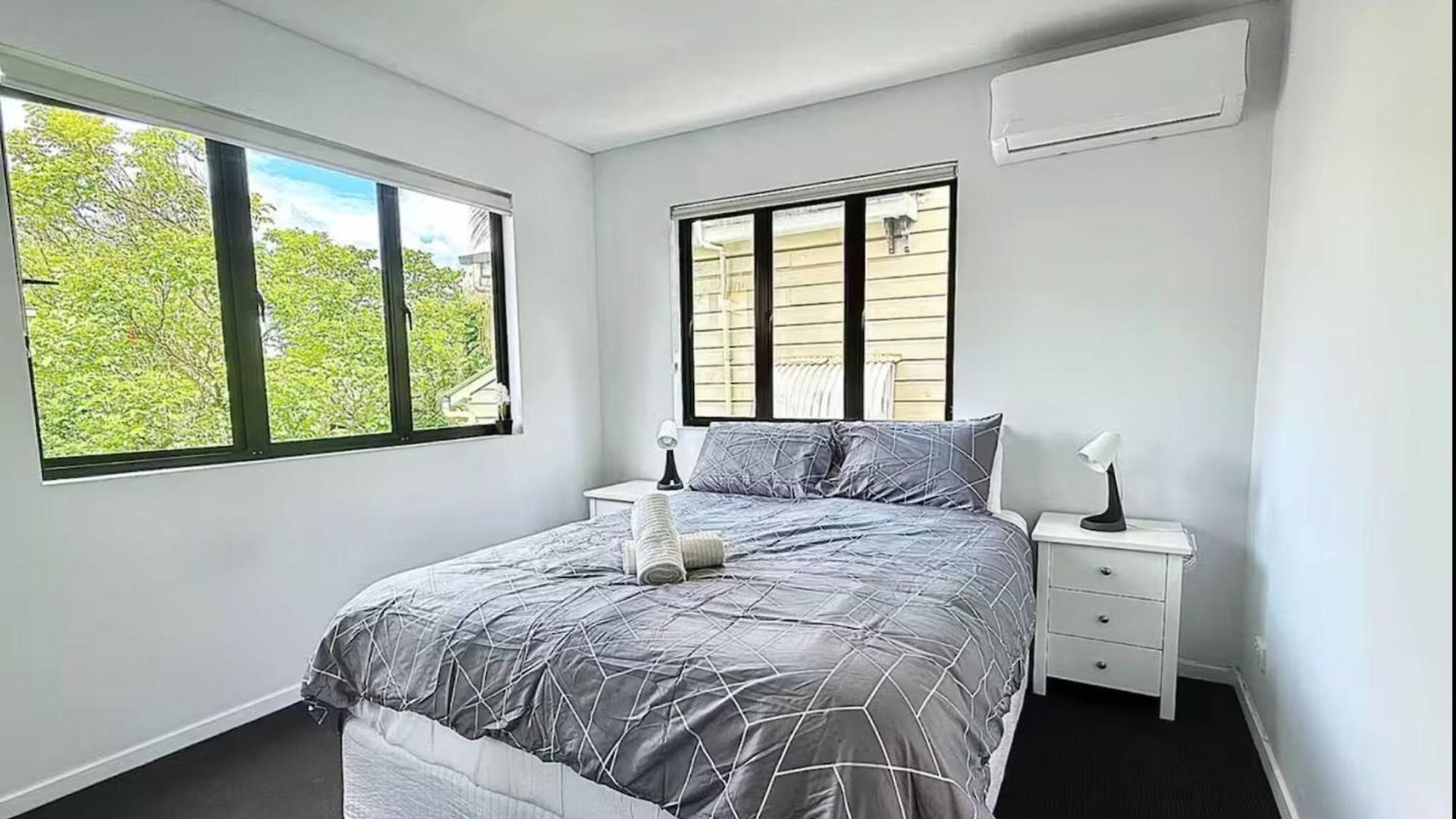 3br, 2 Baths - Stylish In Kangaroo Point *