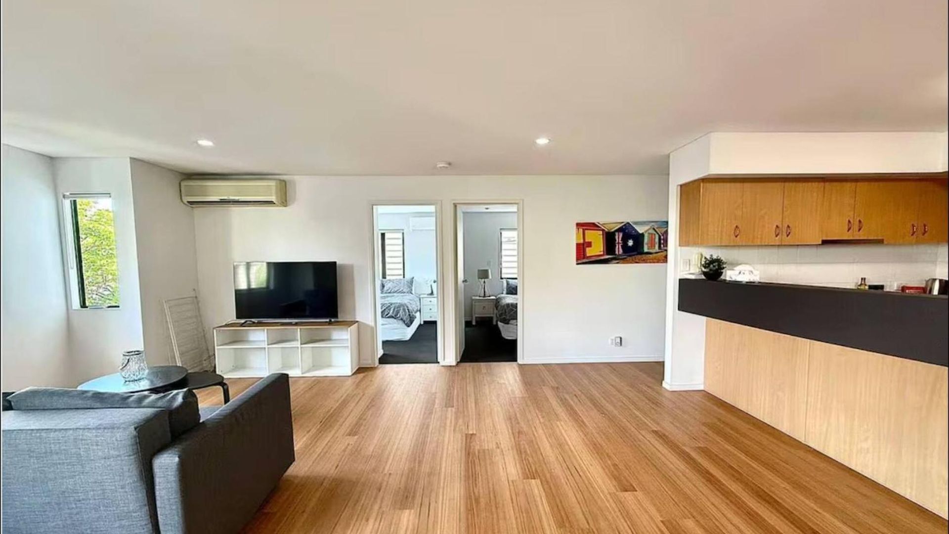 3br, 2 Baths - Stylish In Kangaroo Point Apartment Brisbane