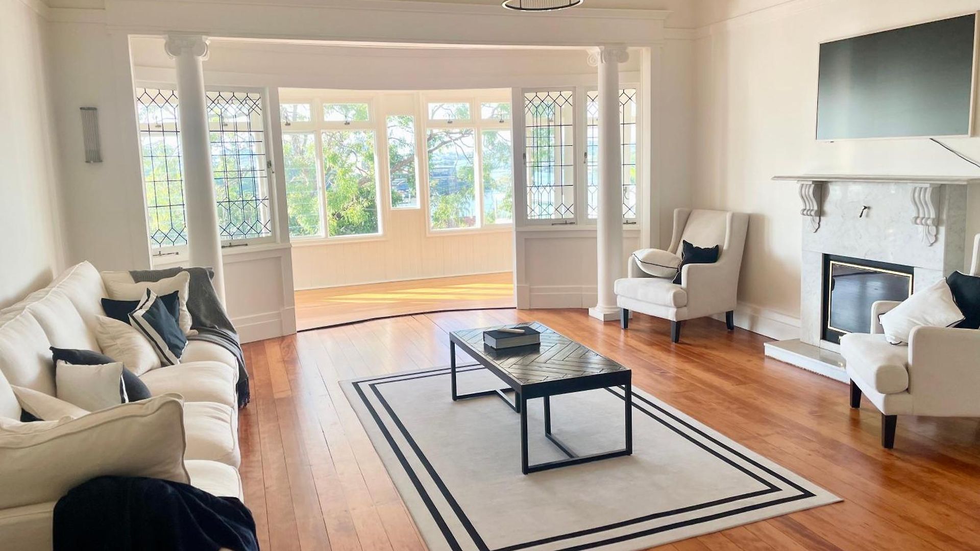 Hilltop Hideaway * Brisbane