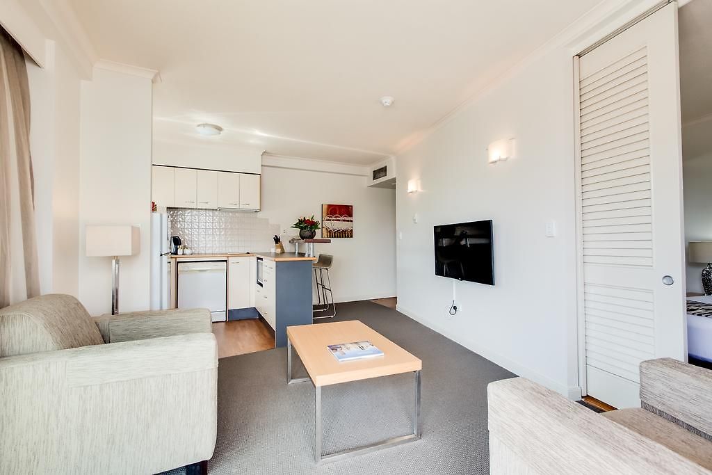 Cosmo 4* Brisbane