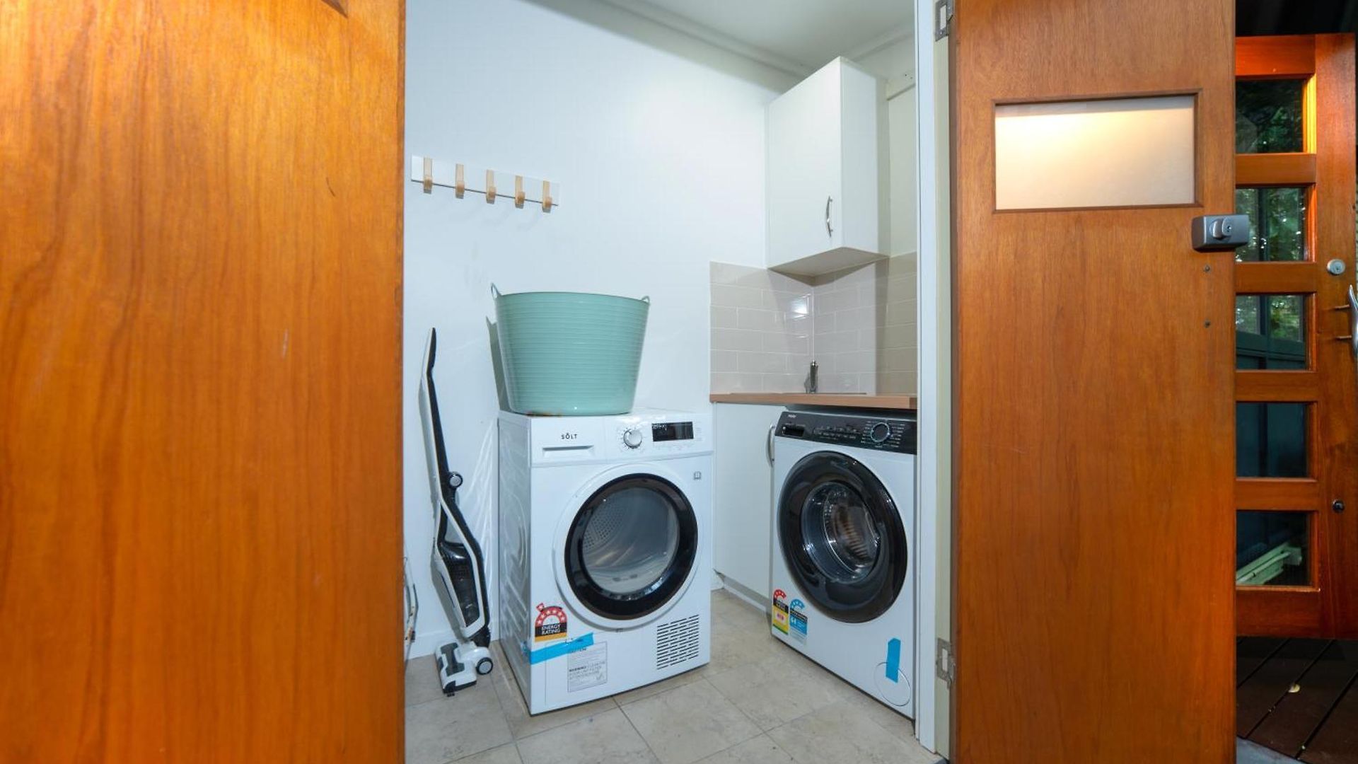 5br Pool - Bbq Retreat - Sleeps 11 Max - Ev Station