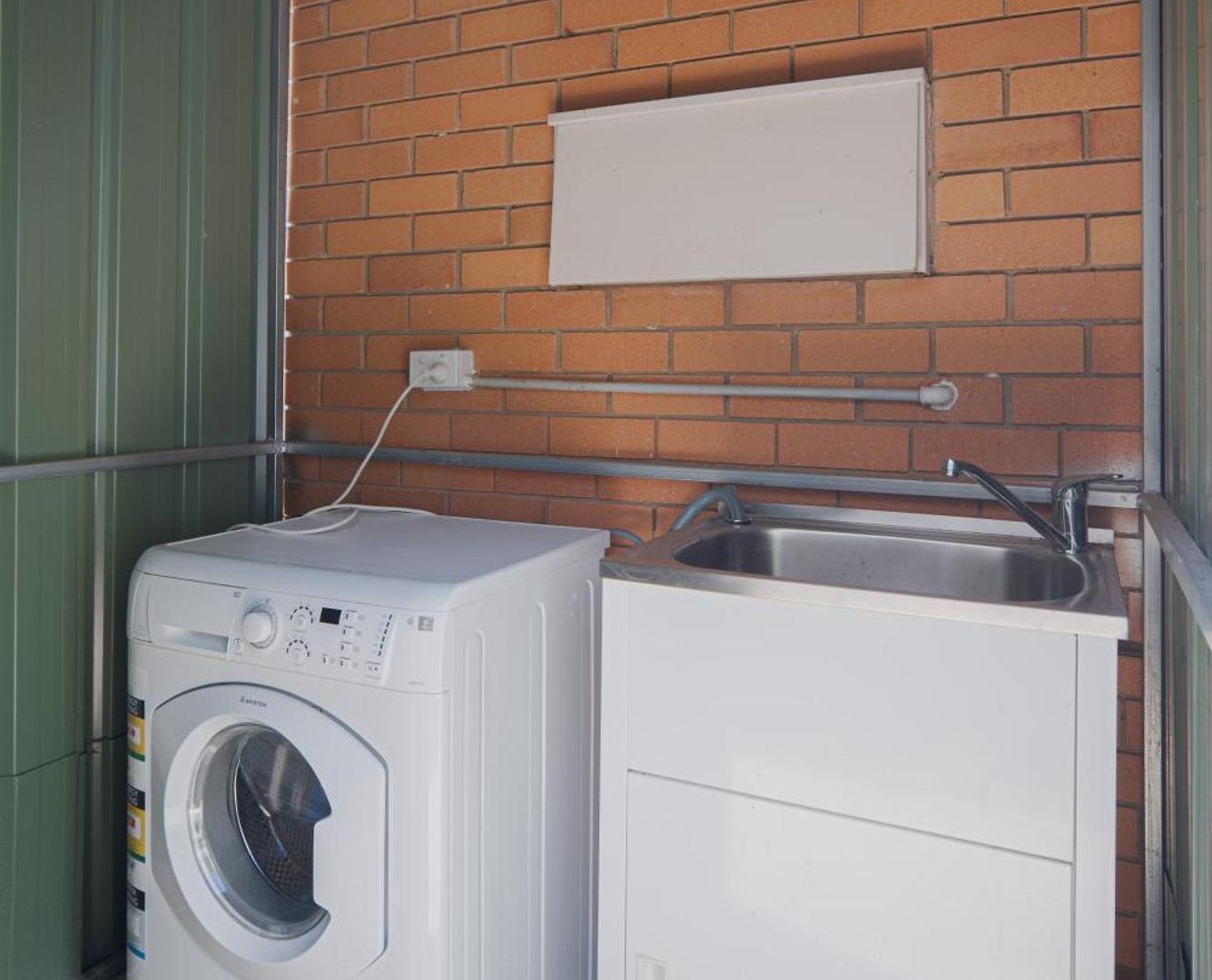 Self Contained 1br Near Pinelands Centre Guest house