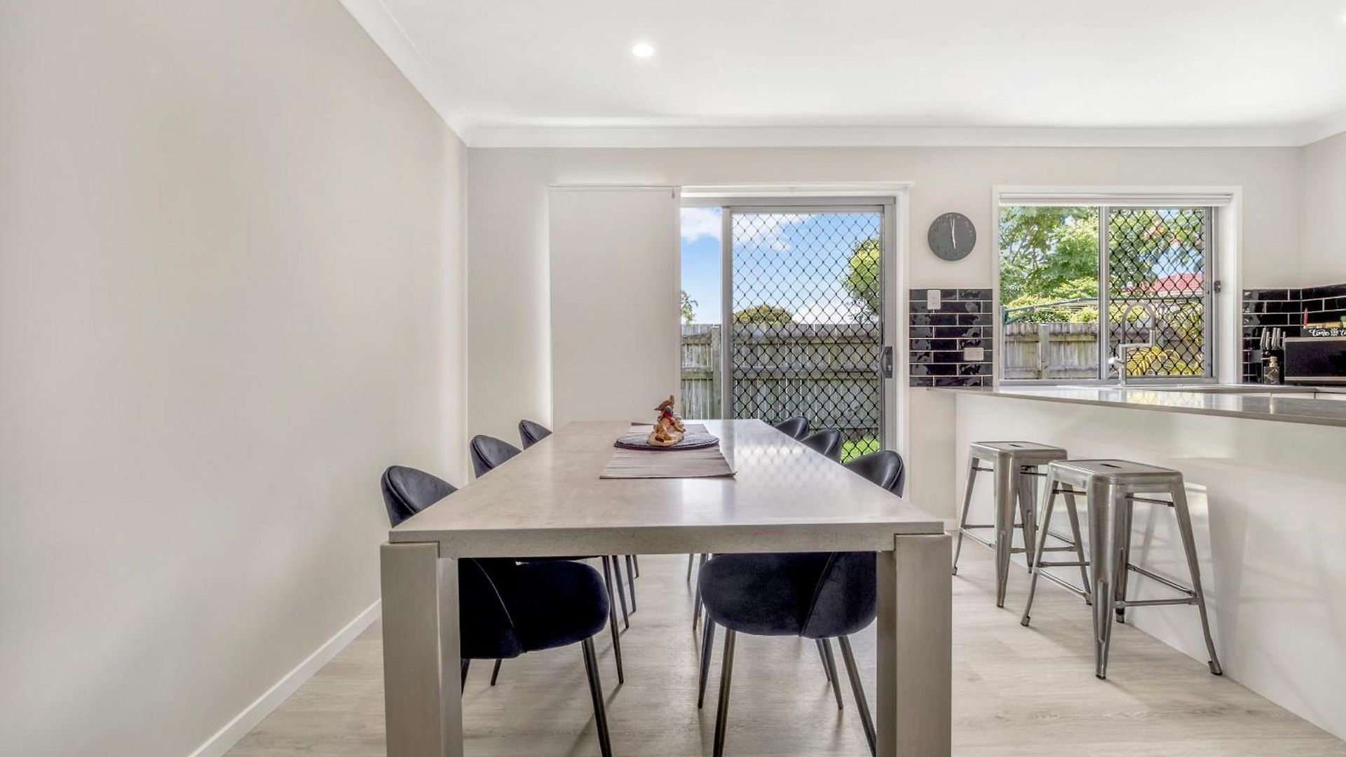 3 Bedroom Fully Renovated Away From