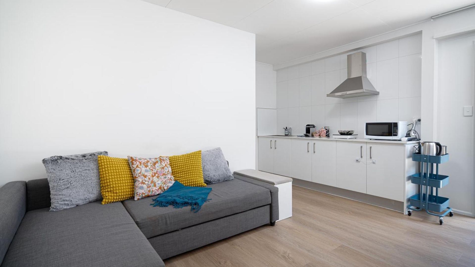 Self Contained 1br Near Pinelands Centre Guest house