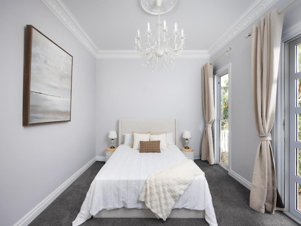 6mil Luxe Hilltop 6 Bedroom Heritage Mansion Holiday home Brisbane