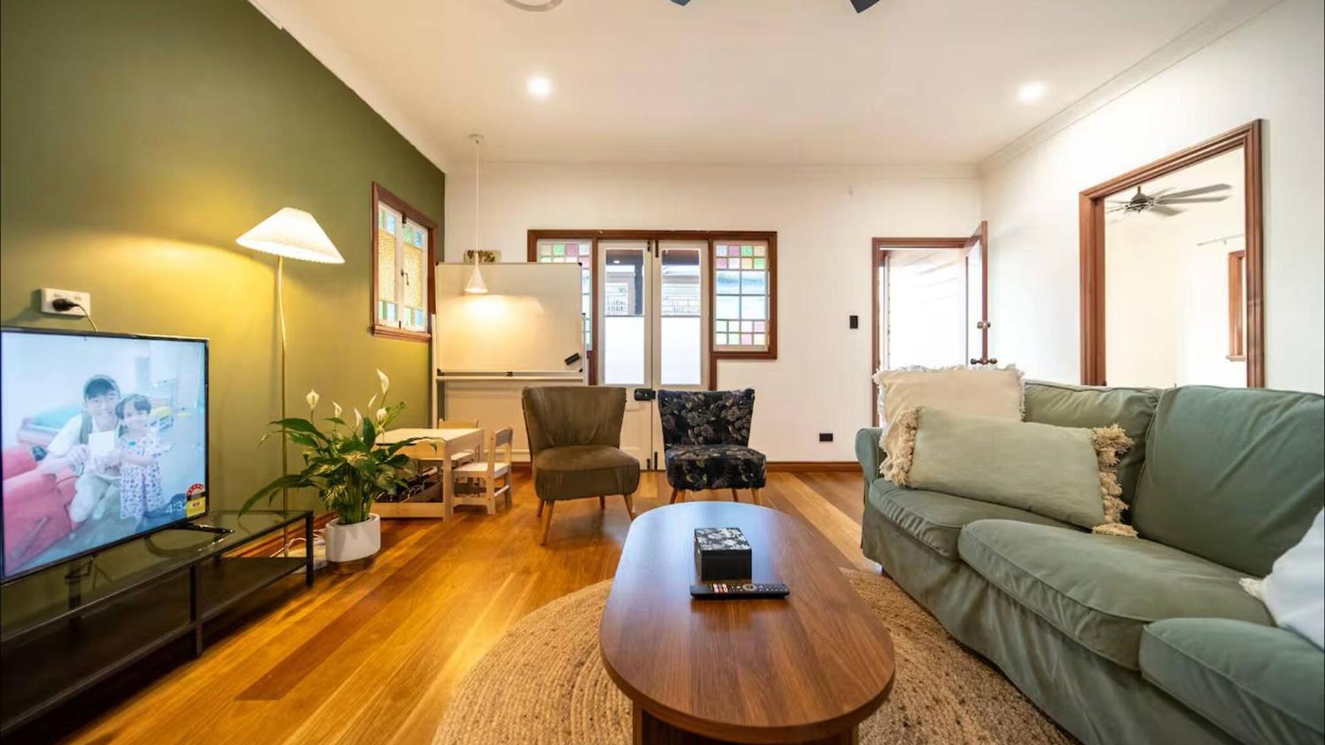 3br Charming Queenslander Mins Drive To Cbd And Gabba Stadium!