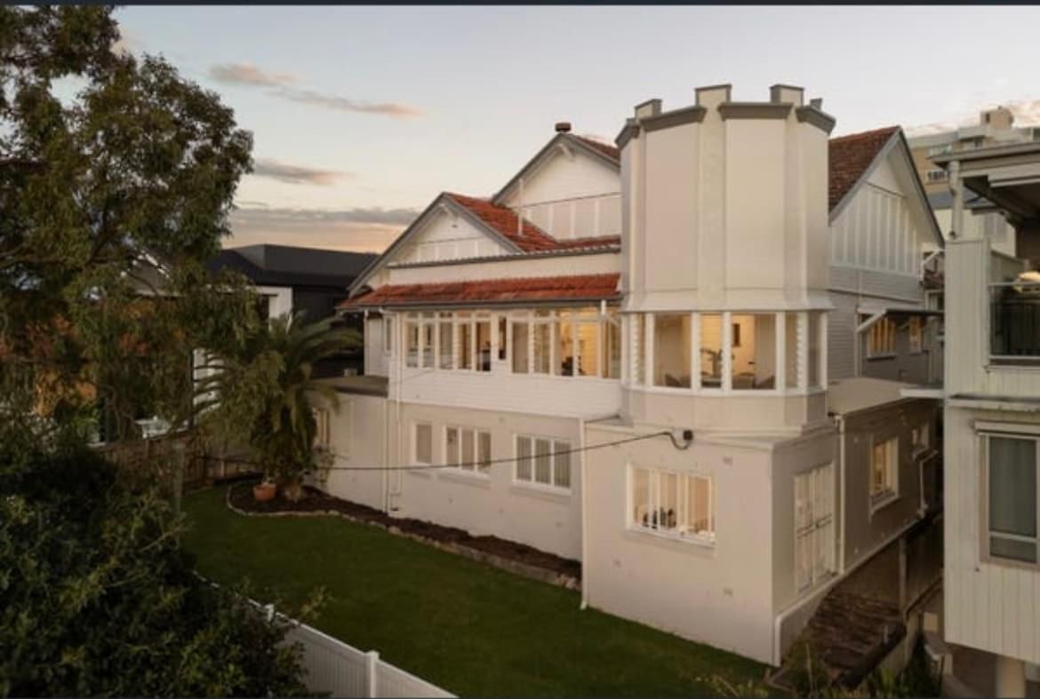 Hilltop Hideaway Holiday home Brisbane