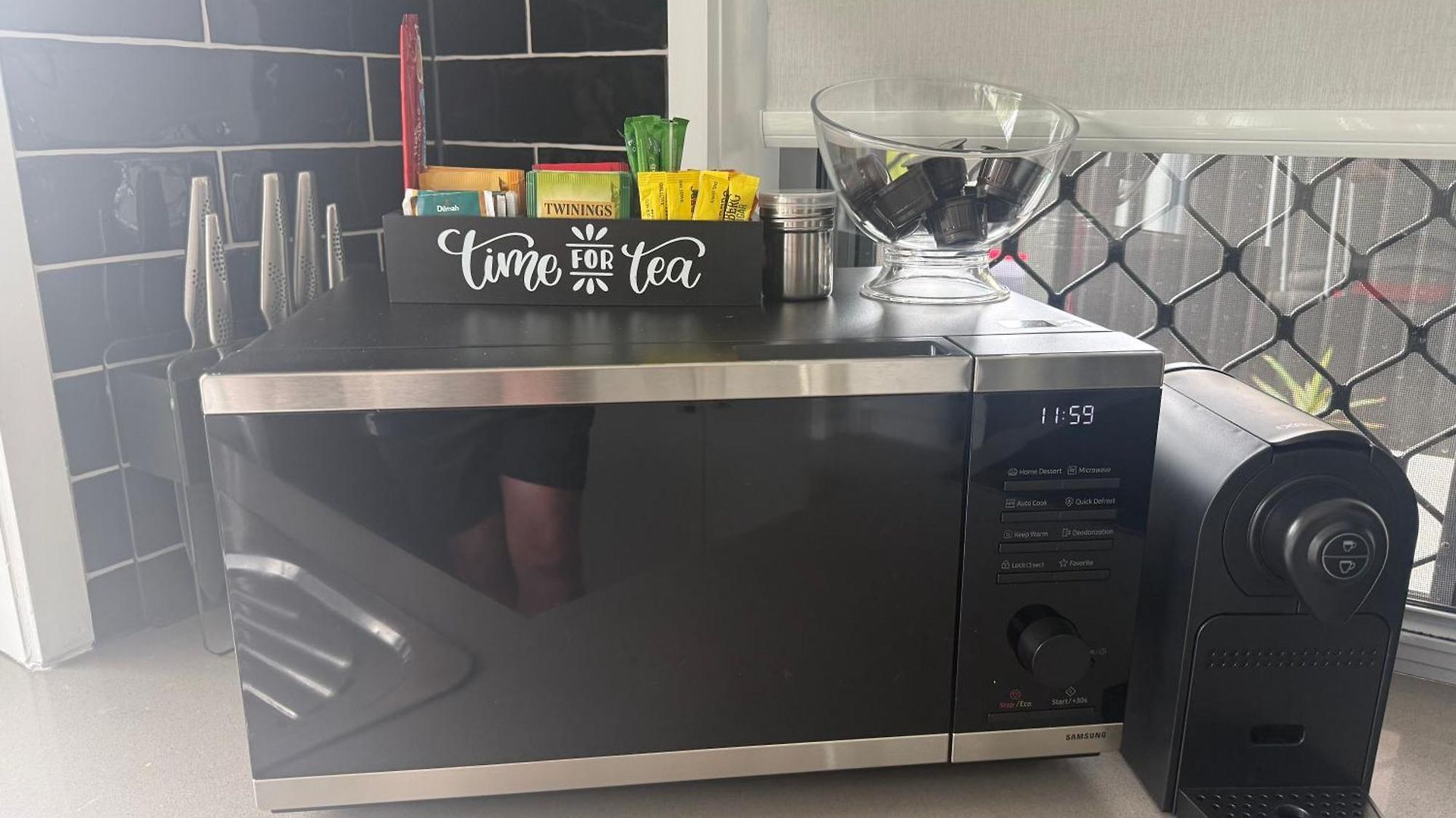 3 Bedroom Fully Renovated Away From Holiday home Brisbane