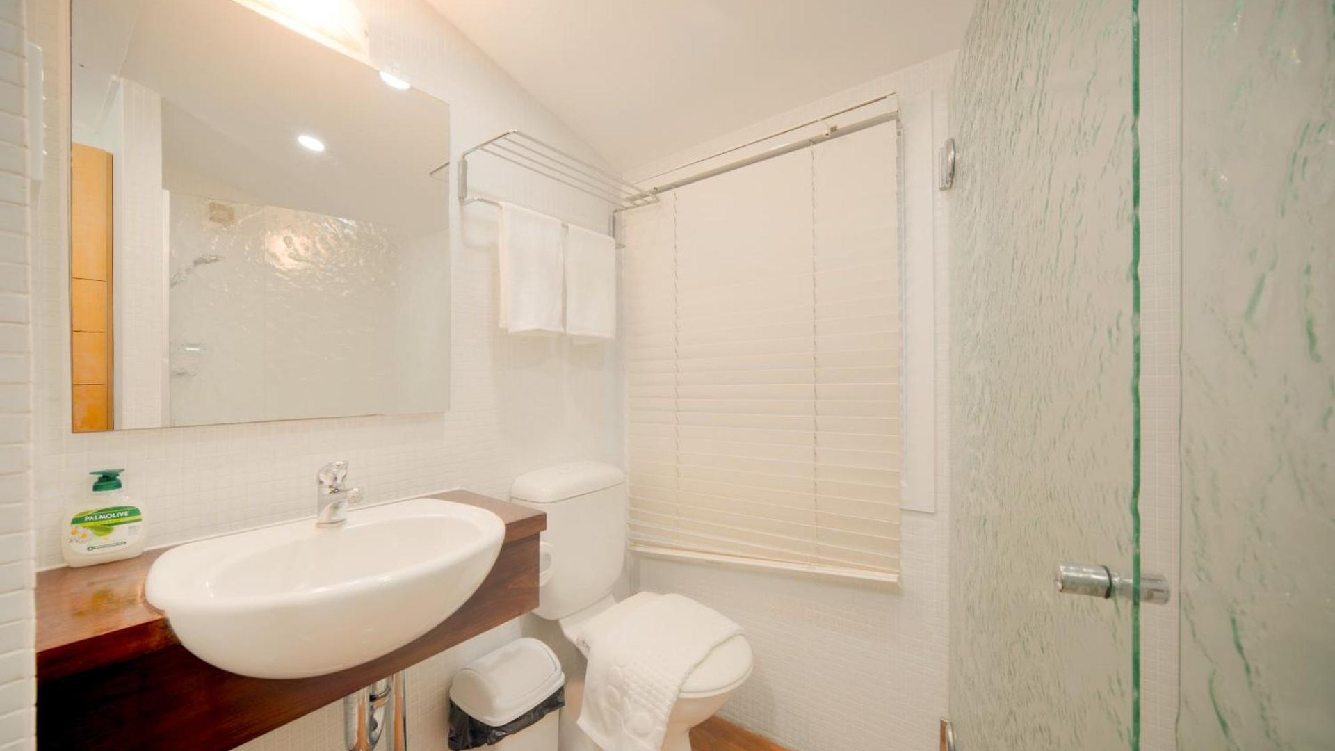 Villa 5br Pool - Bbq Retreat - Sleeps 11 Max - Ev Station *