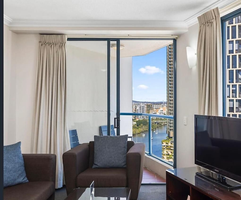 One-bedroom Escape I Mantra On Queen Apartment *