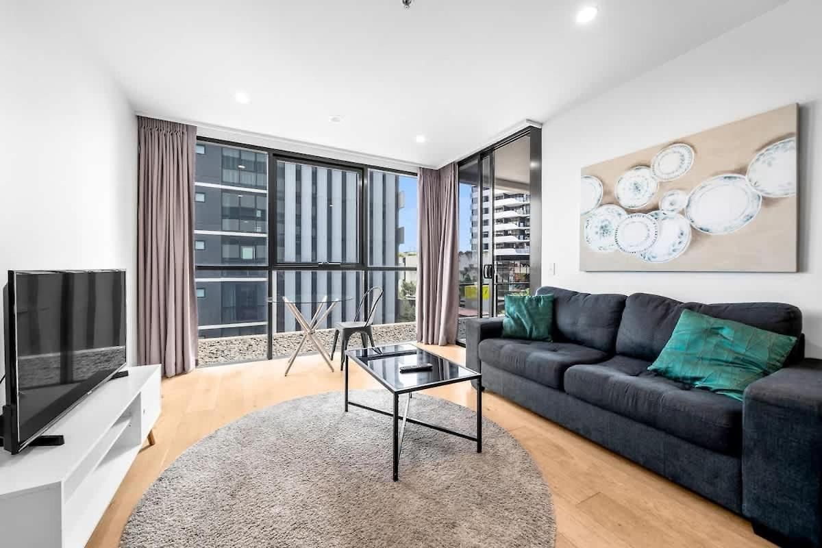 Designer Woolloongabba Retreat Near The Gabba *