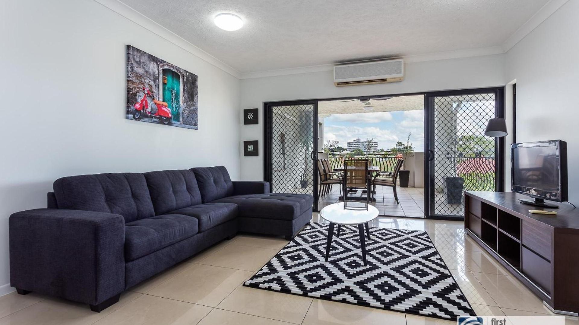 Apartment Southbank Parkside Two-bed *