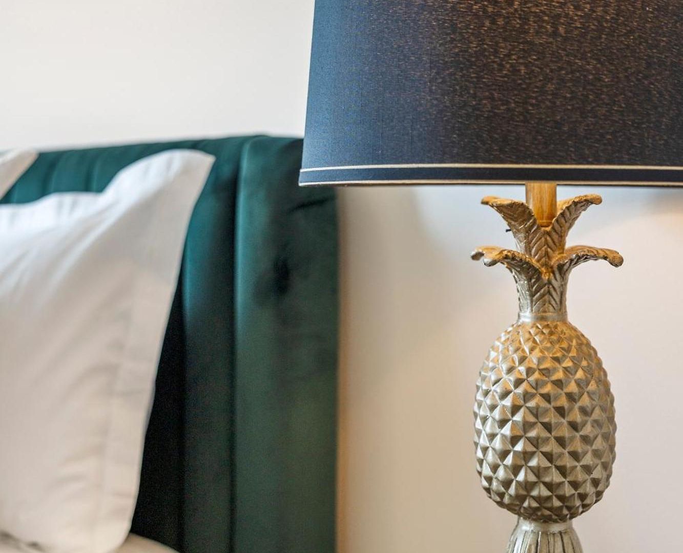 Apartment Stylish Roma Parklands Retreat - Stunning Park Views From Every Room, Heated Pool, Gym, Private Carpark, Suncorp Stadium, 10 Min Walk To Cbd Brisbane