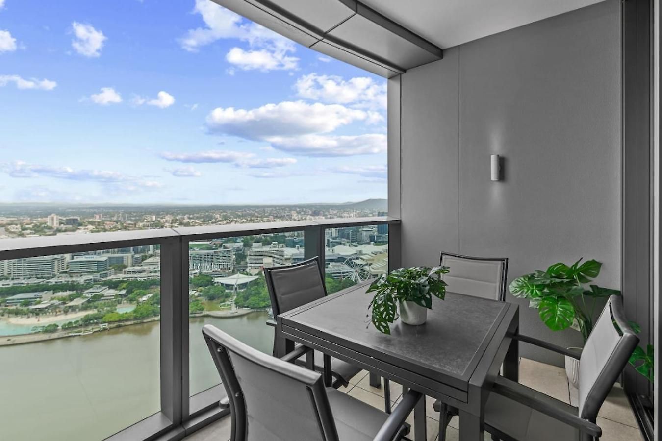 Cozy 1bedroom Near Casino Luxe Tower And South Bank Apartment Brisbane
