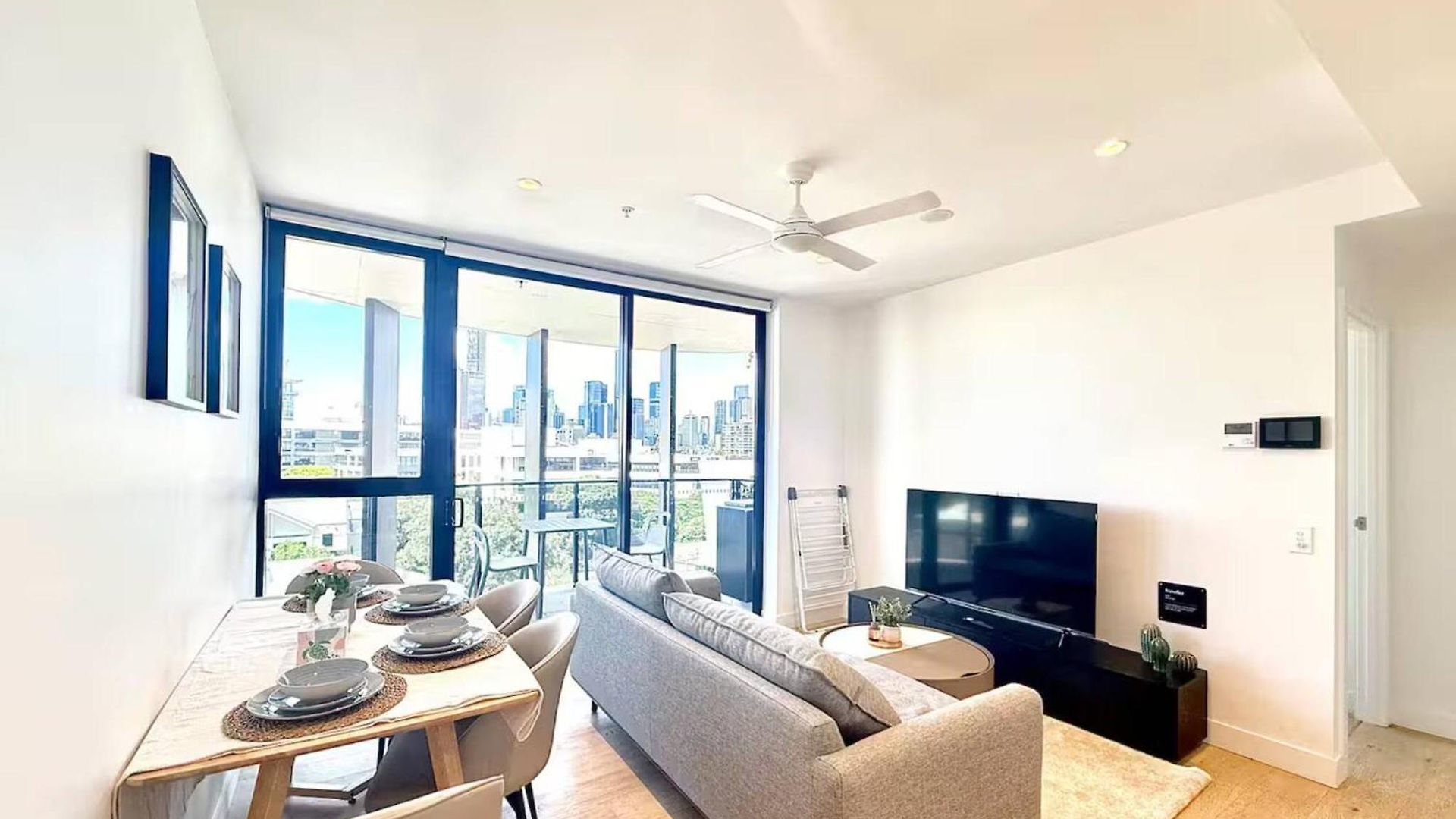 Apartment 2br Boutique Only Mins To Suncorp Stadium & Bne *