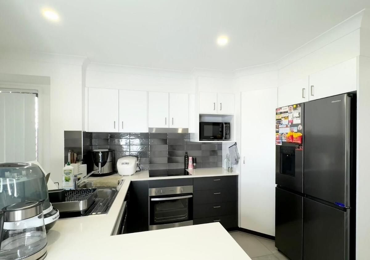 Boondall 3br Family | Long Deals *