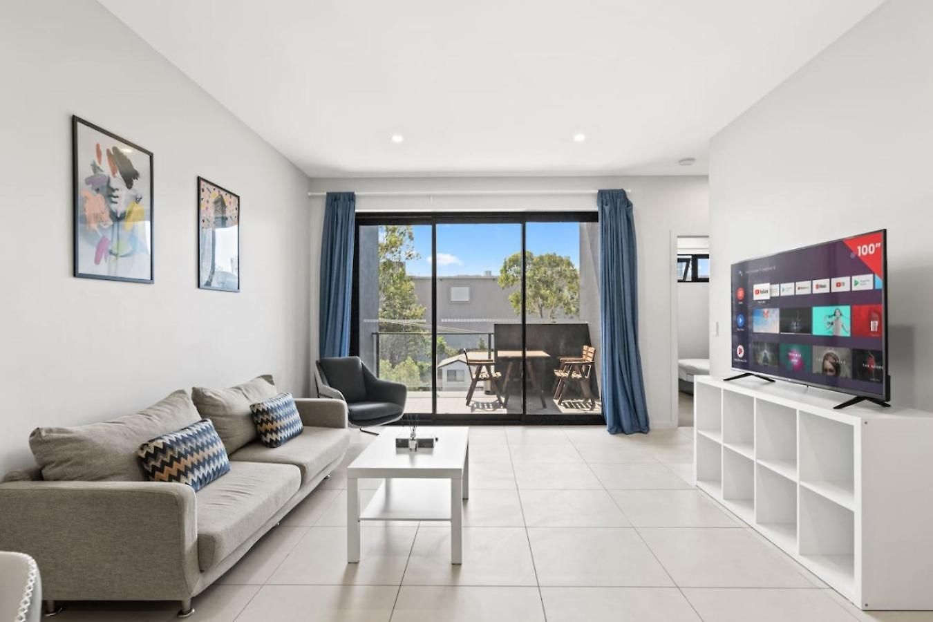 Modern 2br Easy Access To Everywhere *