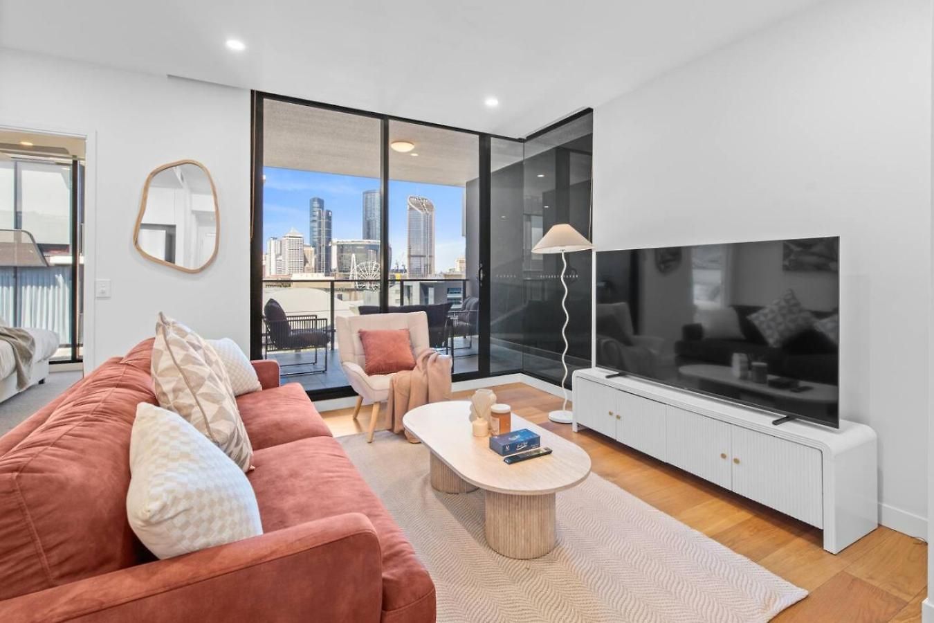 Stylish 2bedroom Inner-city In South