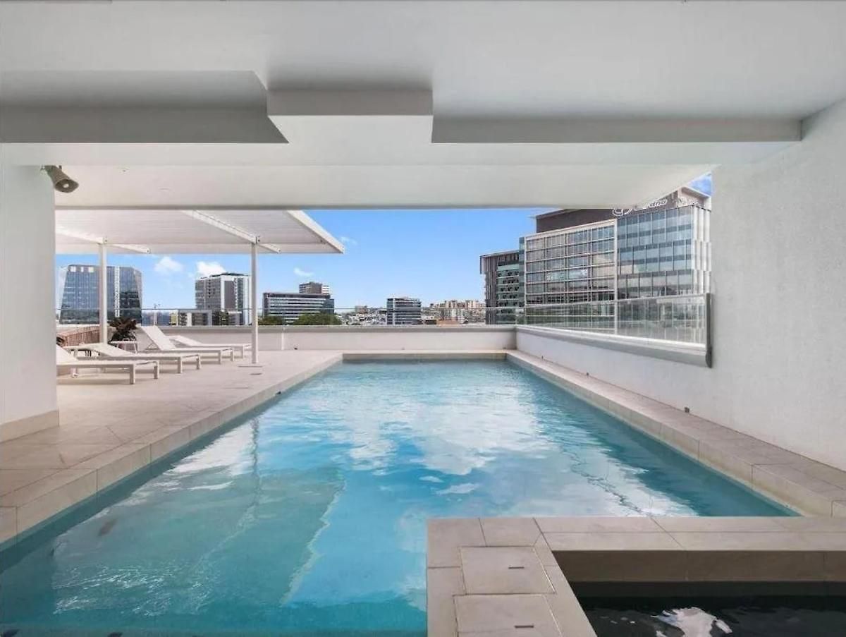 Modern Pad, 1-min To Showgrounds * Brisbane