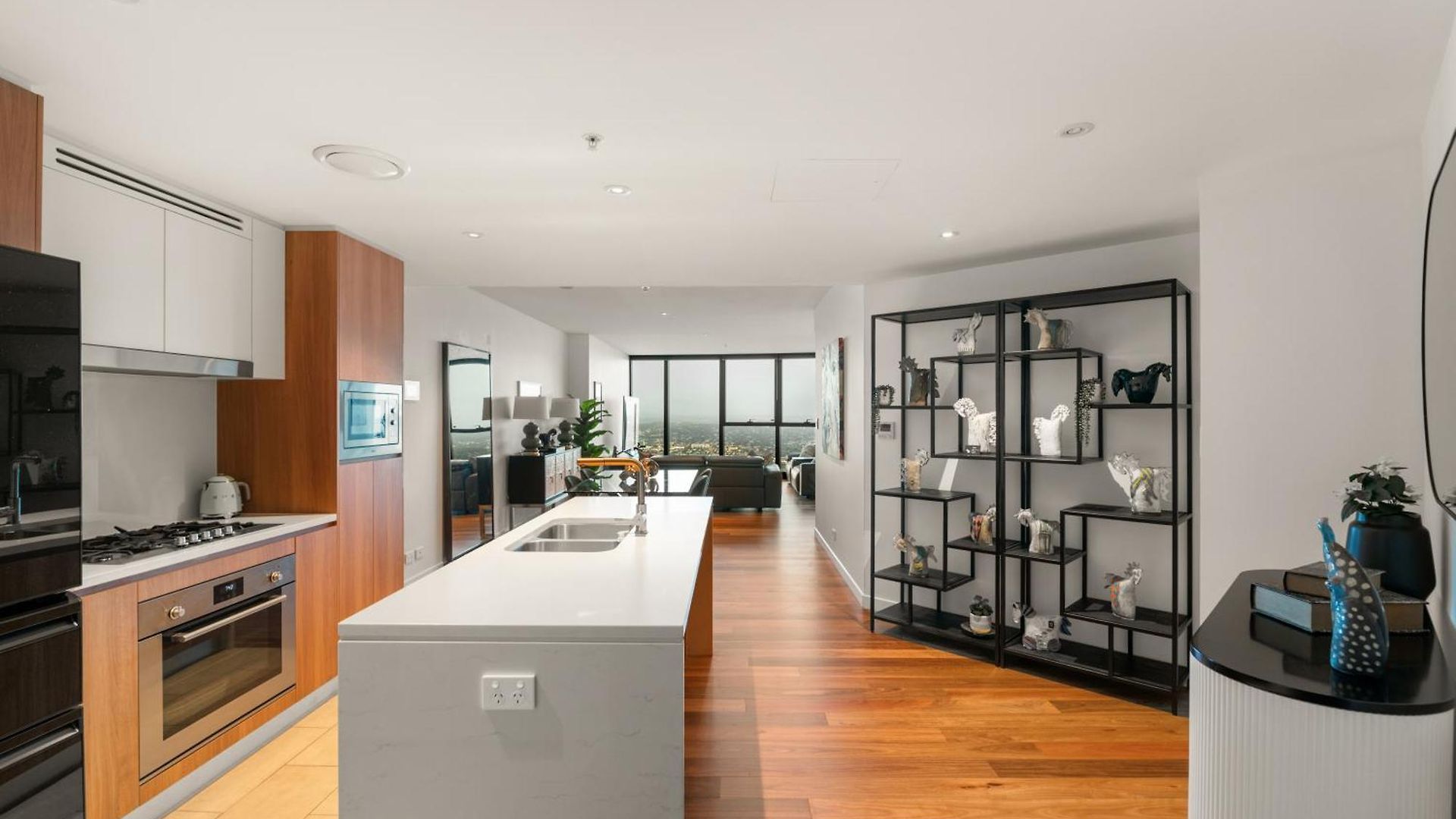 Apartment Skylight With Free Parking Brisbane